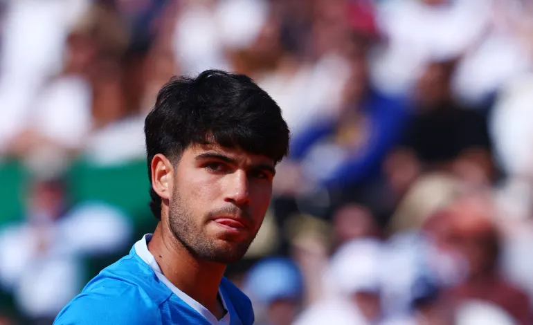 Tennis - ATP Masters 1000 - Monte Carlo Masters - Monte Carlo Country Club, Roquebrune-Cap-Martin, France - April 11, 2026 Spain's Carlos Alcaraz reacts during his semi final match against Monaco's Valentin Vacherot Manon Cruz